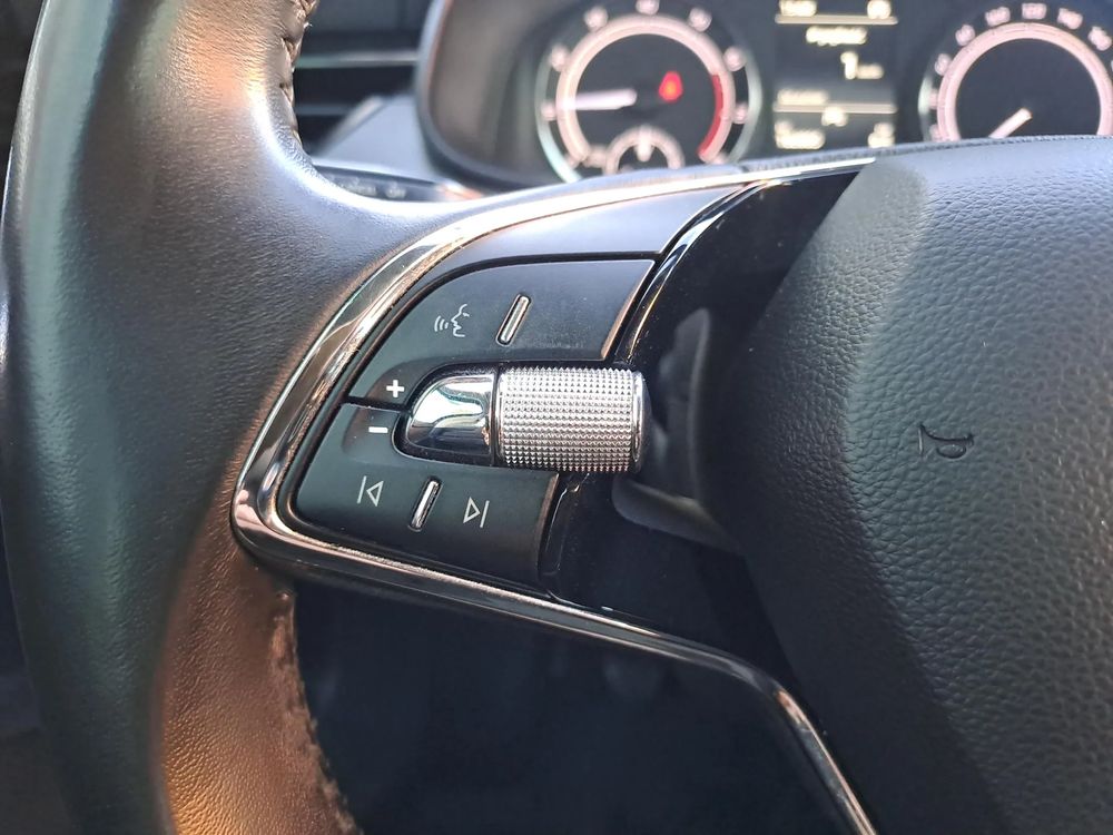 SKODA SCALA Ambition 1,0 TSI 110KM Salon PL ASO VAT-23%