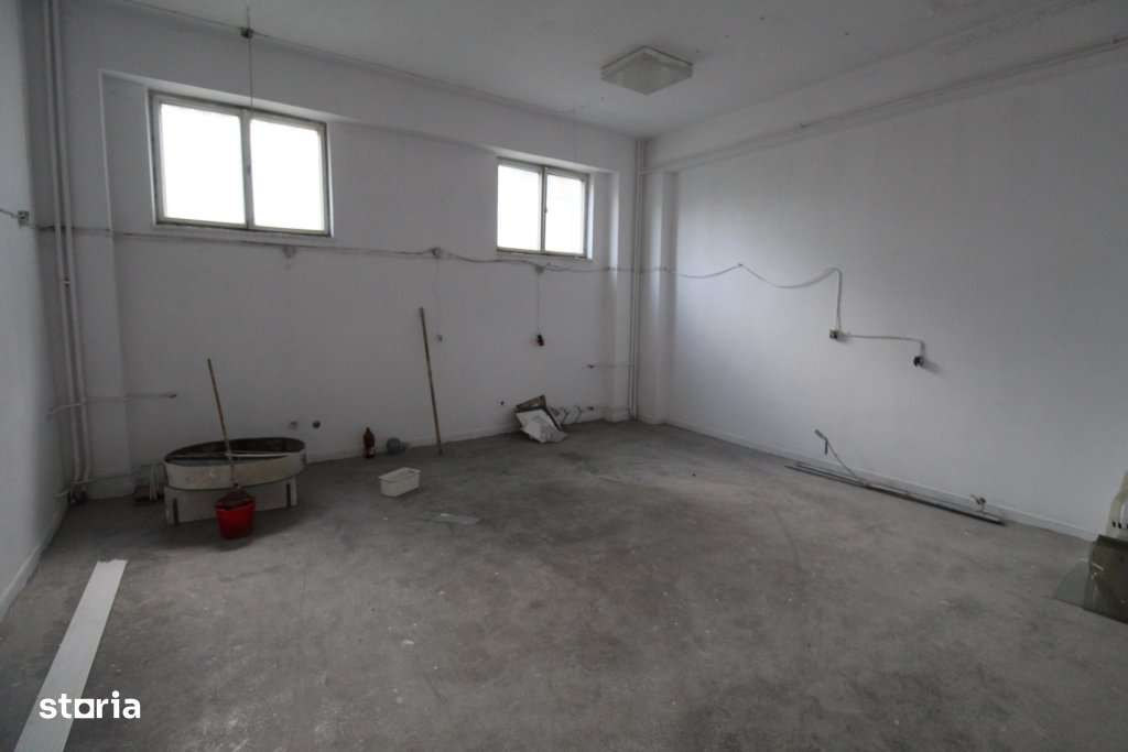 Spatiu Comercial Central-Stradal Comision 0 - Imagine principală: 5/11