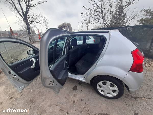 Dacia Sandero 1.2 16V 75 Live - 9