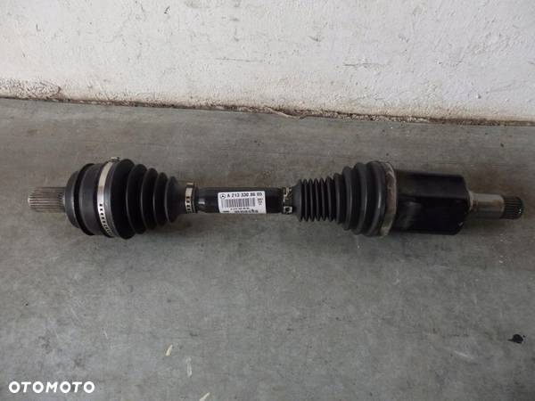 PÓŁOŚ PRAWY PRZÓD MERCEDES W213 W253 A2133308605 - 1