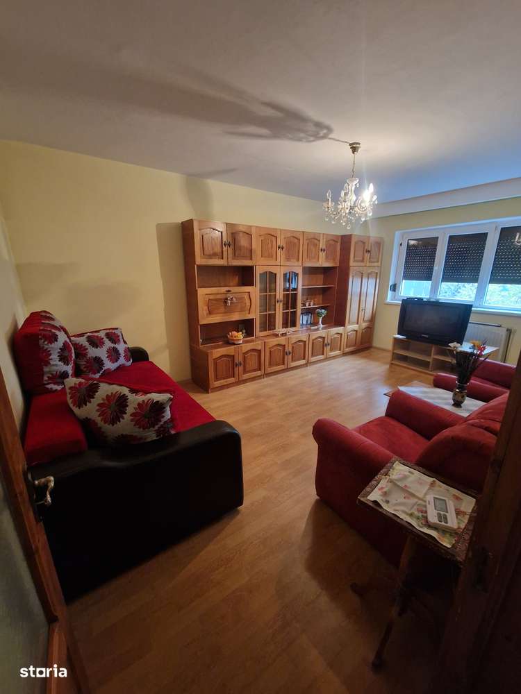 DECOMANDAT et 2/4 zona fosta Billa preț 120.000 euro NEGOCIABIL-0