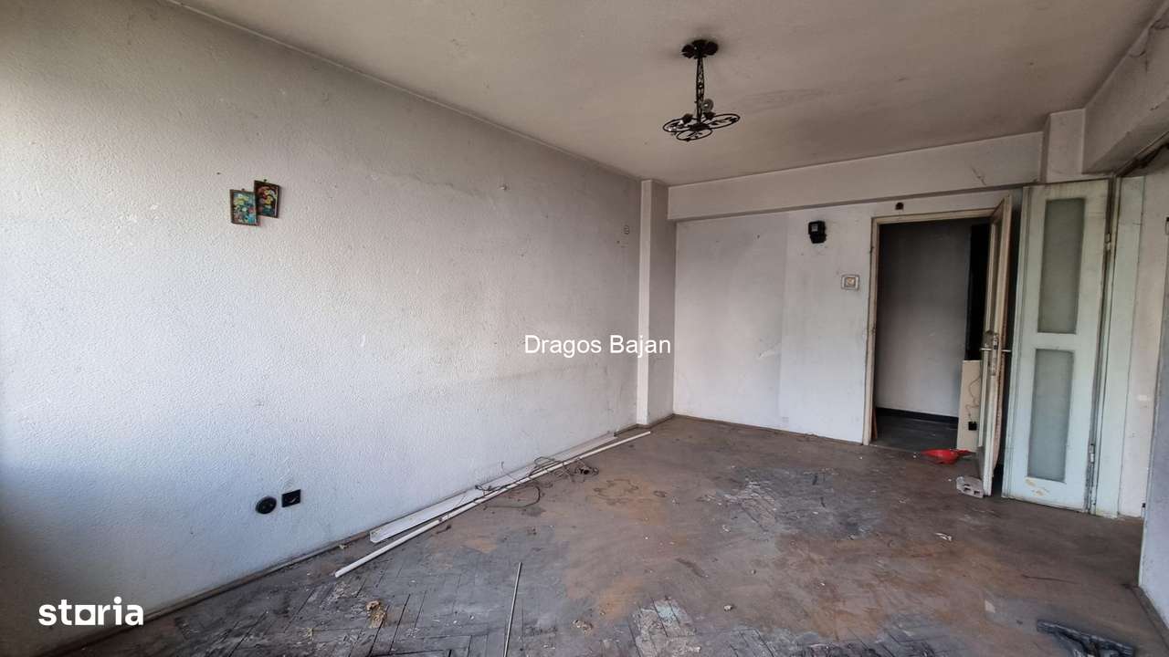 Langa Parc // 1961 // decomandat-0