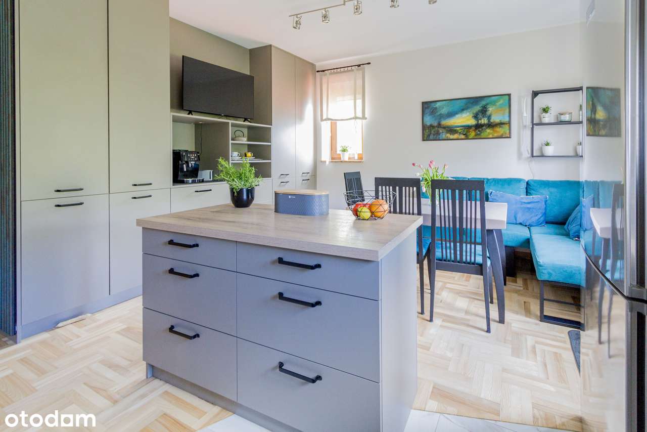 BEZ PROWIZJI! Dwupoziomowy azyl w Piasecznie - 162 m² przestrzeni!-0