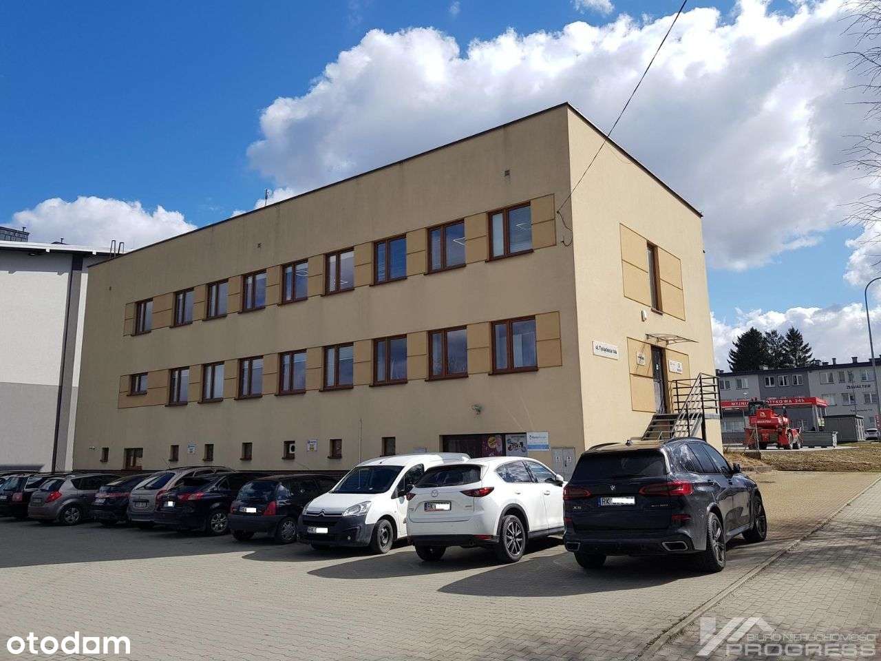 Budynek biurowo usługowy 667m2. - Pełny obrazek: 4/15