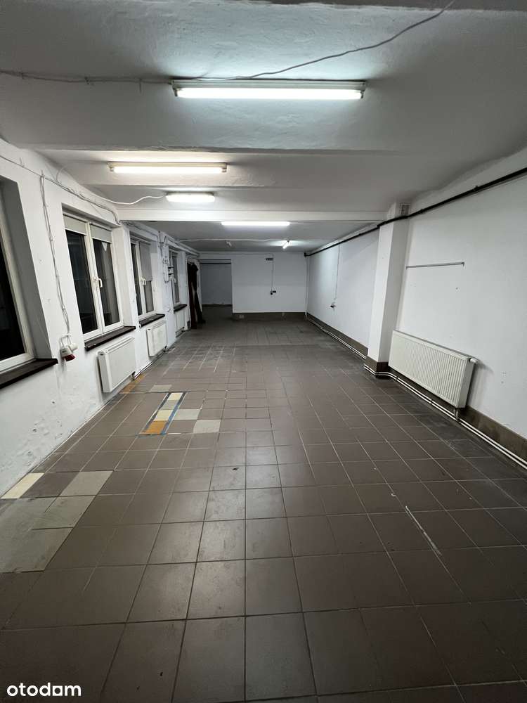 Budynek w centrum idealny pod usługi, handel, małą produkcje itp. - Pełny obrazek: 4/9