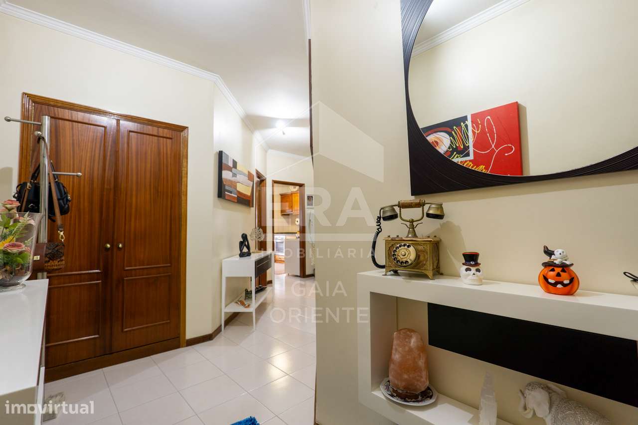 T1+1 com garagem fechada em Pedroso - Grande imagem: 5/32