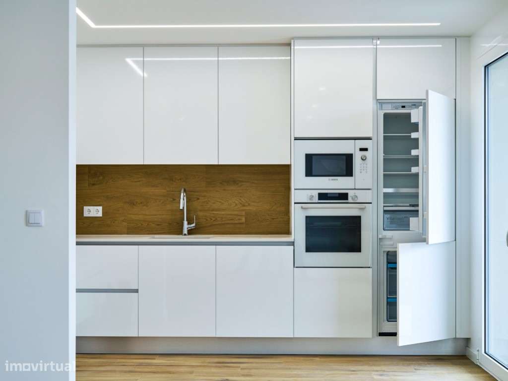 Edifício Independência- T2, r/c, excelentes áreas a 400 metros da p... - Grande imagem: 5/27