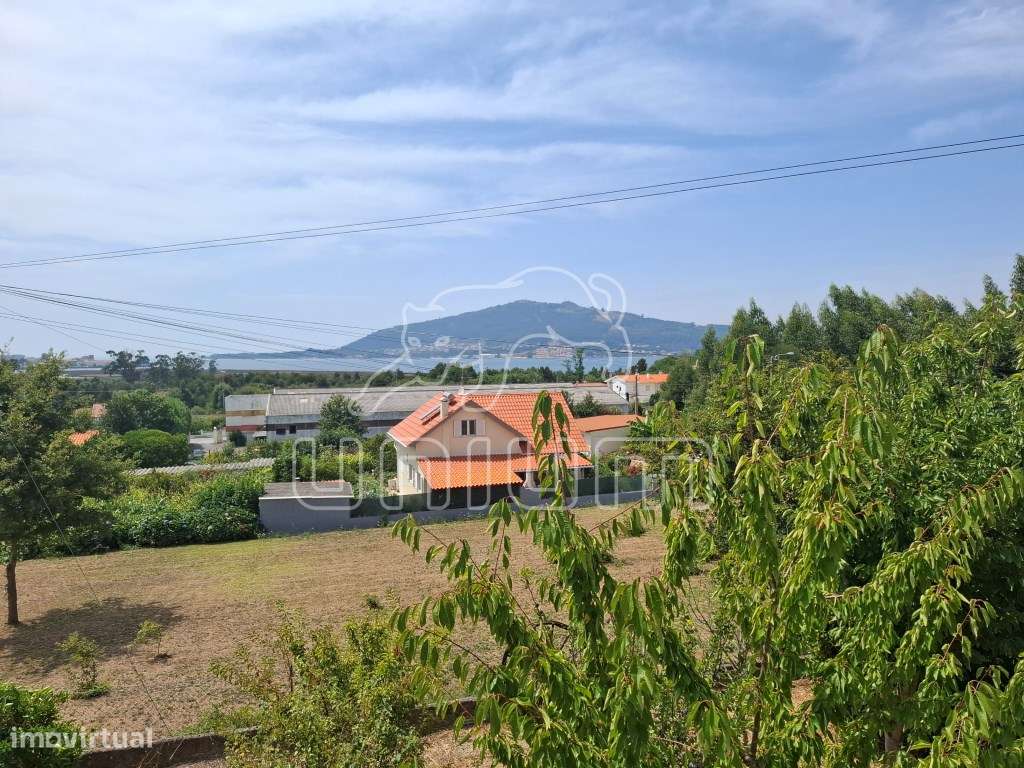 Moradia com vista para o Rio Minho e Espanha-36