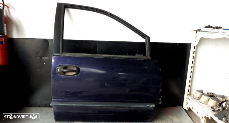 Porta Frente Direita Chrysler Grand Voyager - 1