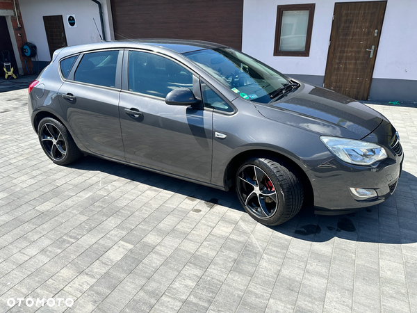Opel Astra IV 1.4 T Enjoy - 10
