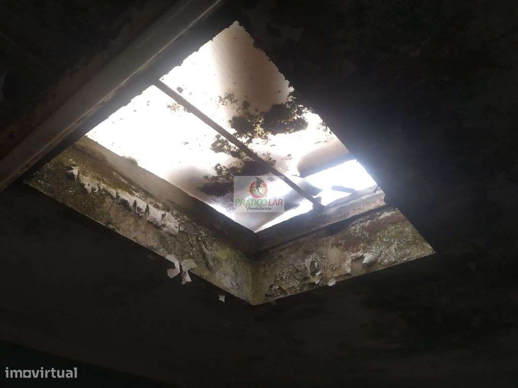 Moradia  para Recuperar no Troviscal-14