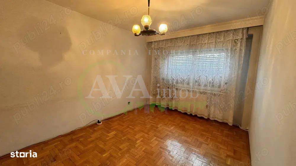 Apartament 4 camere, 2 bai, etaj 3, zona centrala - Imagine principală: 3/10