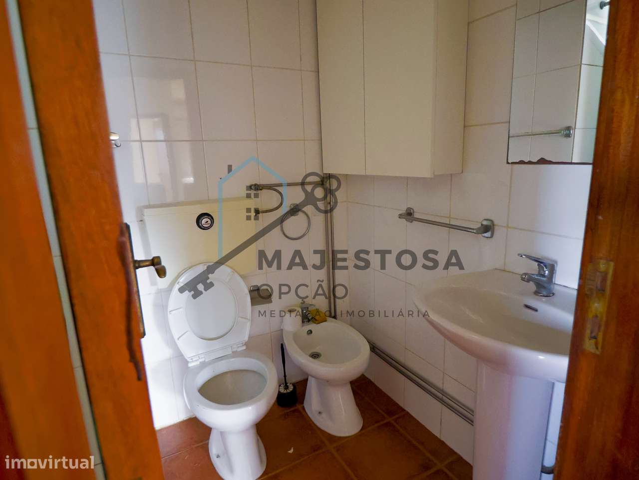Moradia Isolada com Terreno de 4.329 m² — Arosa e Castelões, Guimarães-18