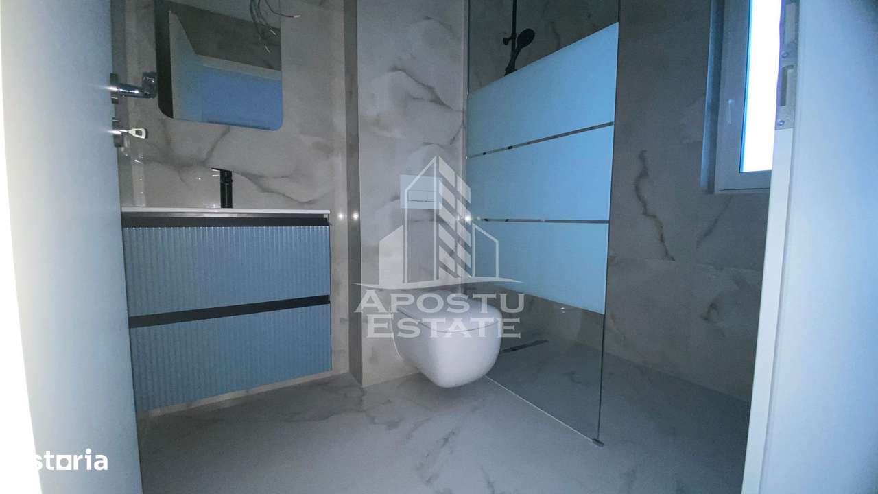 Duplex, 4 camere, centrala proprie, curte, Mosnita Vechie - Imagine principală: 4/8