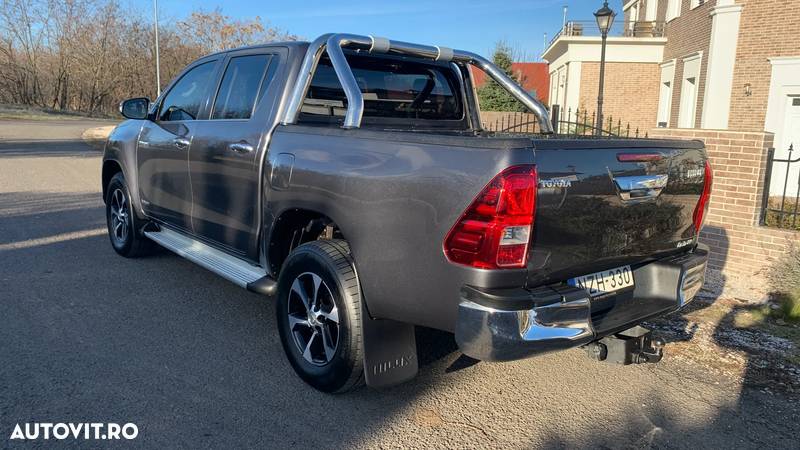 Toyota Hilux 4x4 Double Cab A/T Style - 4