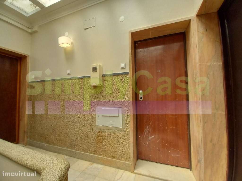 Apartamento T2 em Setúbal - Grande imagem: 2/9