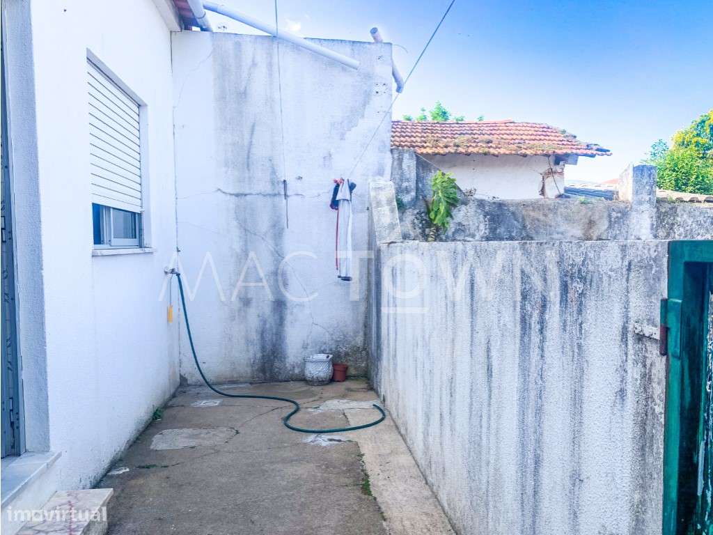 Moradia Térrea T2+1 a Preço de Outros Tempos-16
