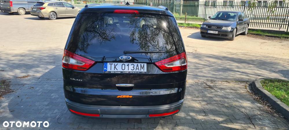 Ford Galaxy 2.0 EcoBoost Titanium - 12