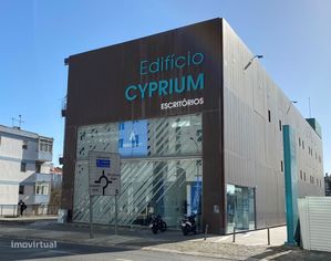 Escritório com 60m2 no Edifício Cyprium em Linda-a-Velha