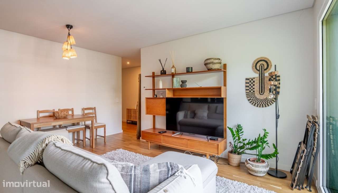Apartamento T1 com varanda em Lordelo do Ouro no Porto-3