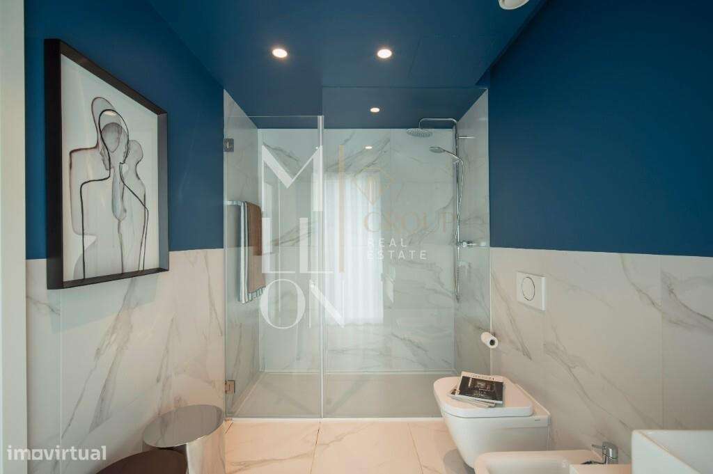Apartamento em condominio com piscina - Avenida Liberdade-3