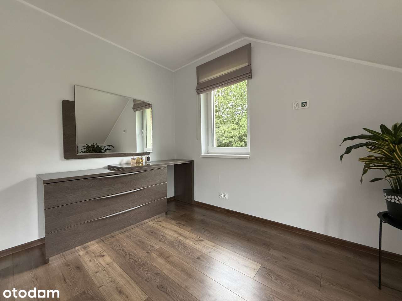 Gotowy do zamieszkania dom 15 km od Krakowa -wysoki standard-12