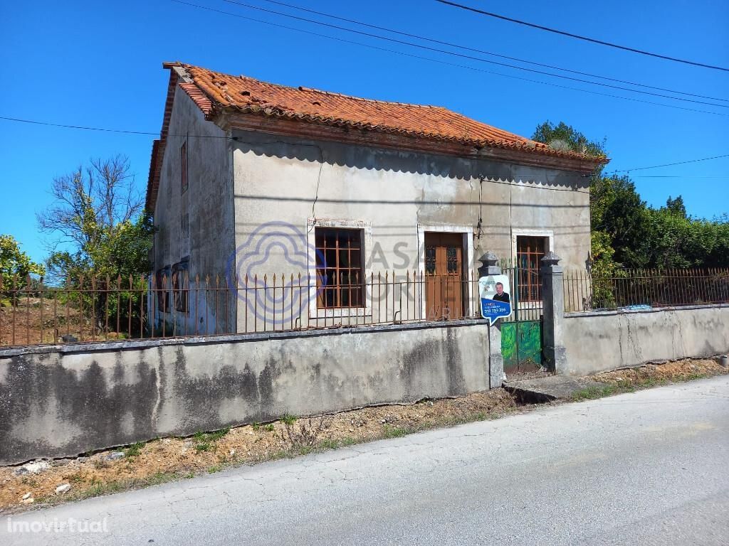 Casa de campo em pedra para recuperar a 8km da cidade de Tomar no cent