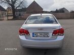 Chevrolet Cruze 1.6 Base - 4