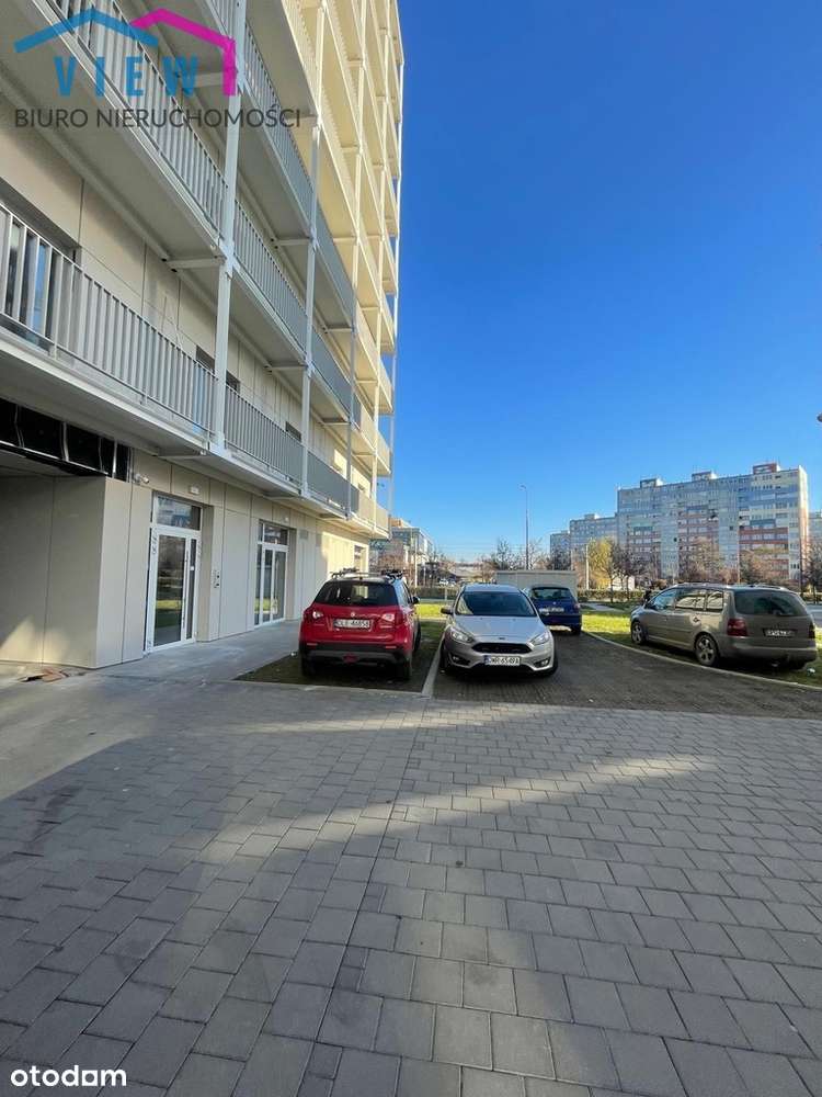 Gotowy do swobodnej aranżacji/Obok tramwaj - Pełny obrazek: 2/7