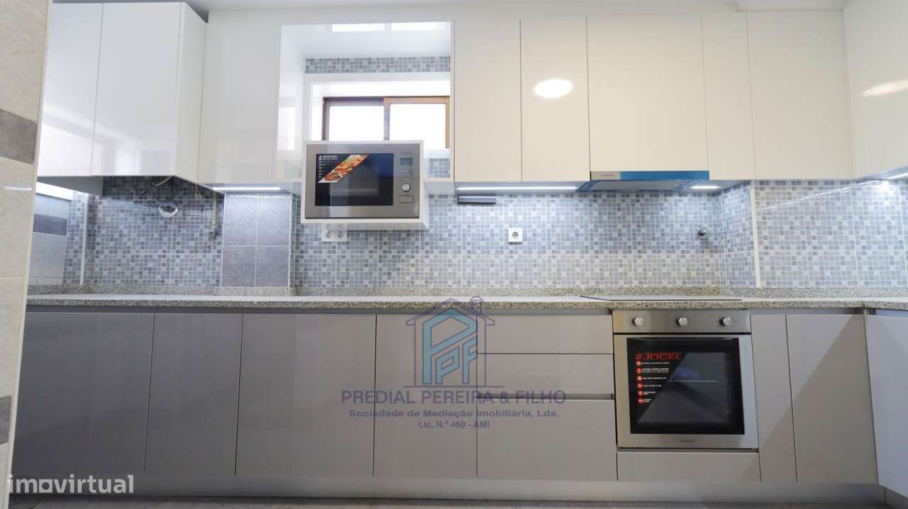 Apartamento T2 Remodelado - Rio Tinto | Centro - Junto ao Continente-12