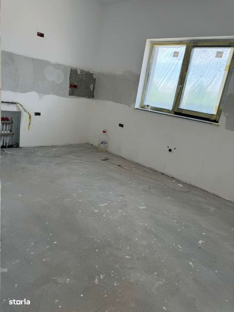 Vand Casa Nou Parter Serbanesti , la 10 min de centru .-13