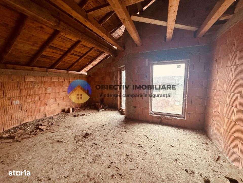 Vila la rosu  + teren 500 mp de vanzare – Zona Fermelor-7