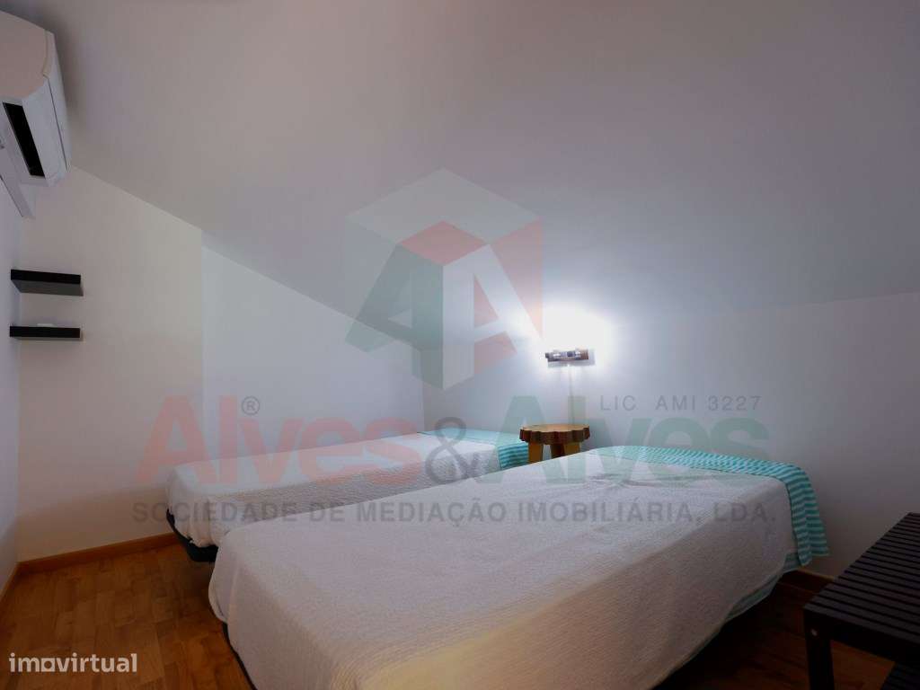 Quintinha com 2 casas -Extraordinária propriedade-34