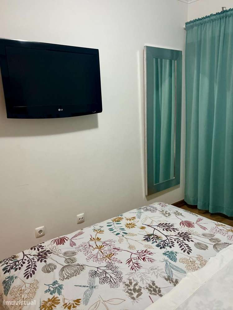 Quarto - localizado em Penha Lisbon - Grande imagem: 4/10