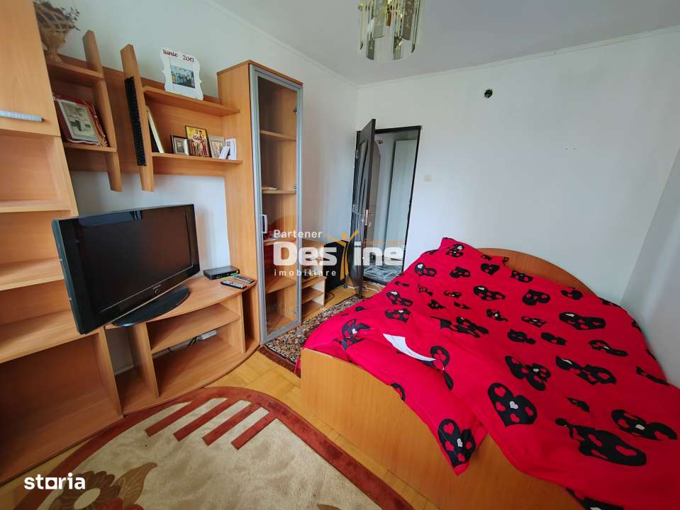 CUG - Apartament 3 camere DECOMANDAT 77 mp - Imagine principală: 5/13