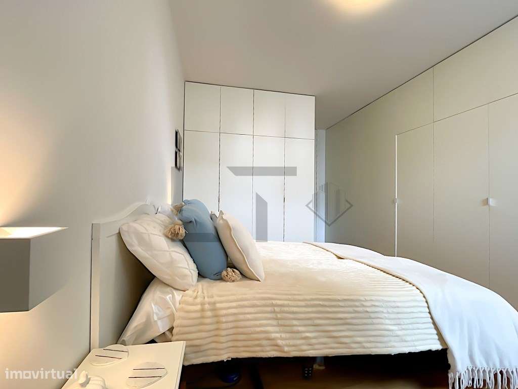 Apartamento T3+1 com Jardim Privado no Palácio Vila Garcia para Ven...-9