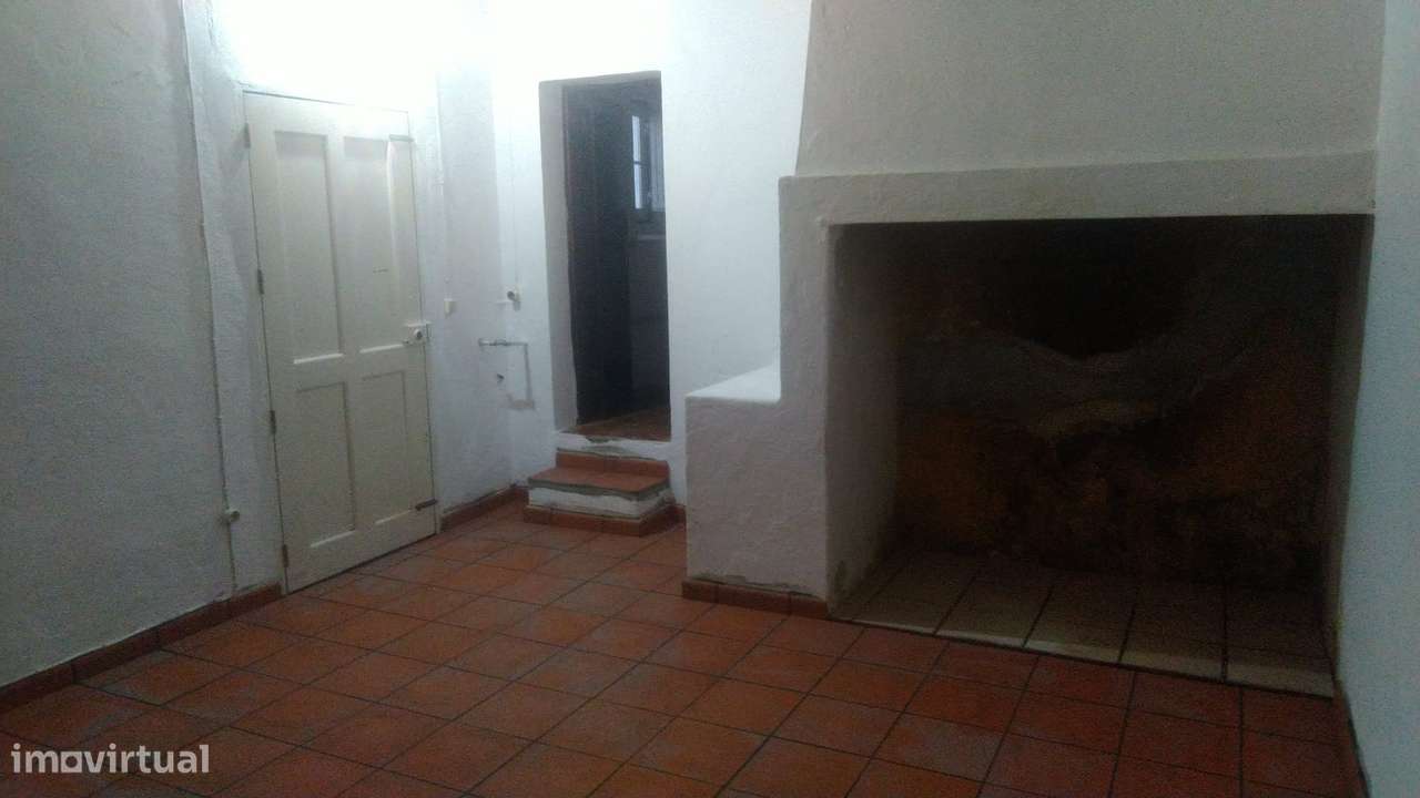 Moradia T3 junto a Seia e Serra da Estrela - Grande imagem: 2/6