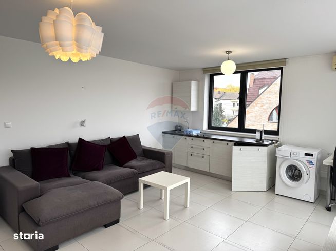 COMISION 0%, De vânzare: 2 apartamente + 4 garsoniere, Europa-2