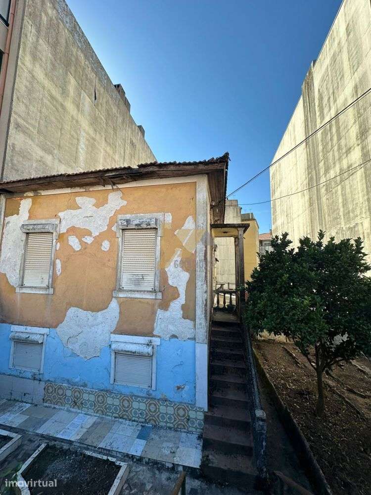 Terreno para construção em altura ou remodelação de moradia-5