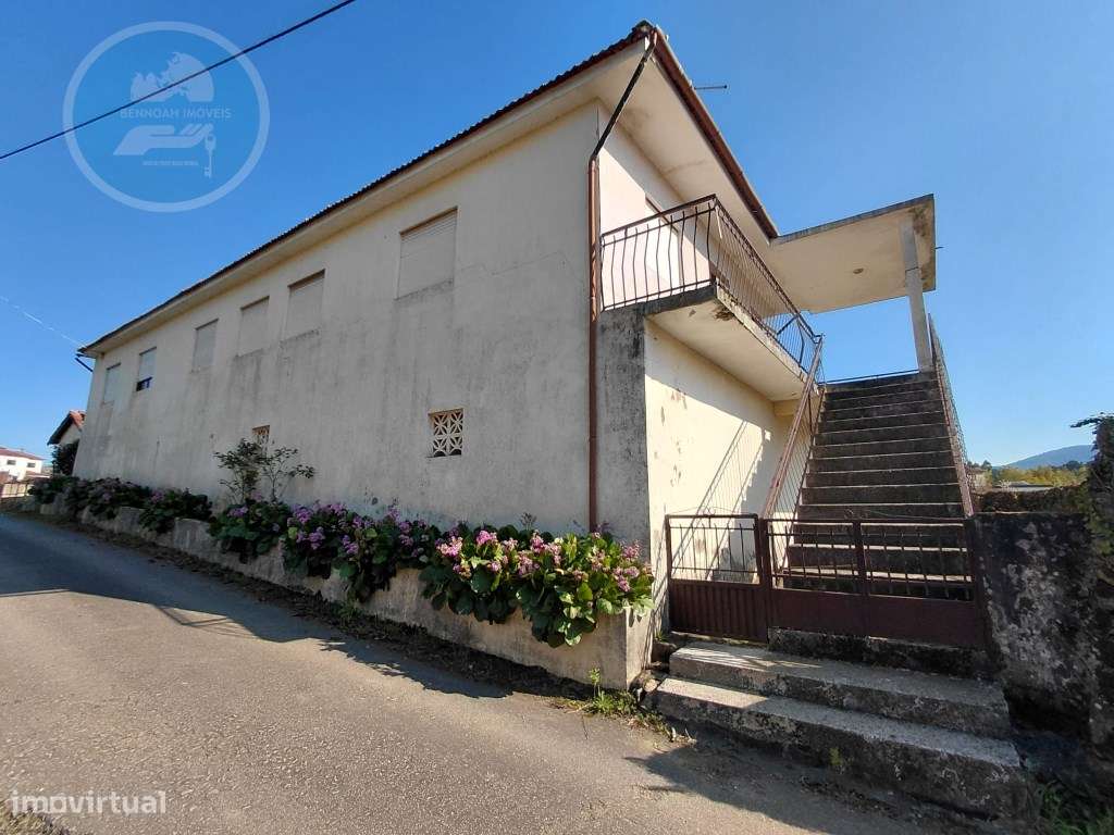 Casa Geminada T3 com Terreno Outerinho, Cabeceiras de Basto-33