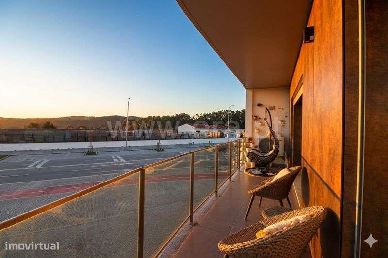 Descu apartamento T3 situado na prestigiada Av. da Europa , Viseu - Grande imagem: 4/9