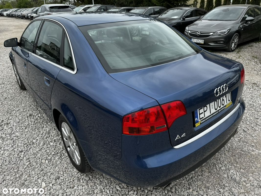 Audi A4 1.8T Multitronic - 11