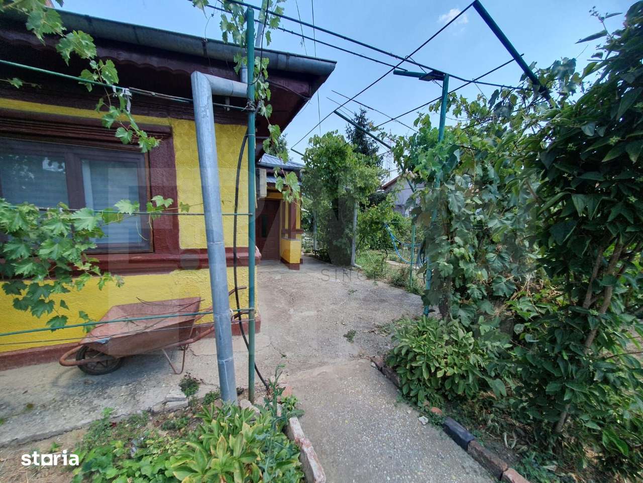Voluntari - casă la curte cu teren generos de 861 mp-8