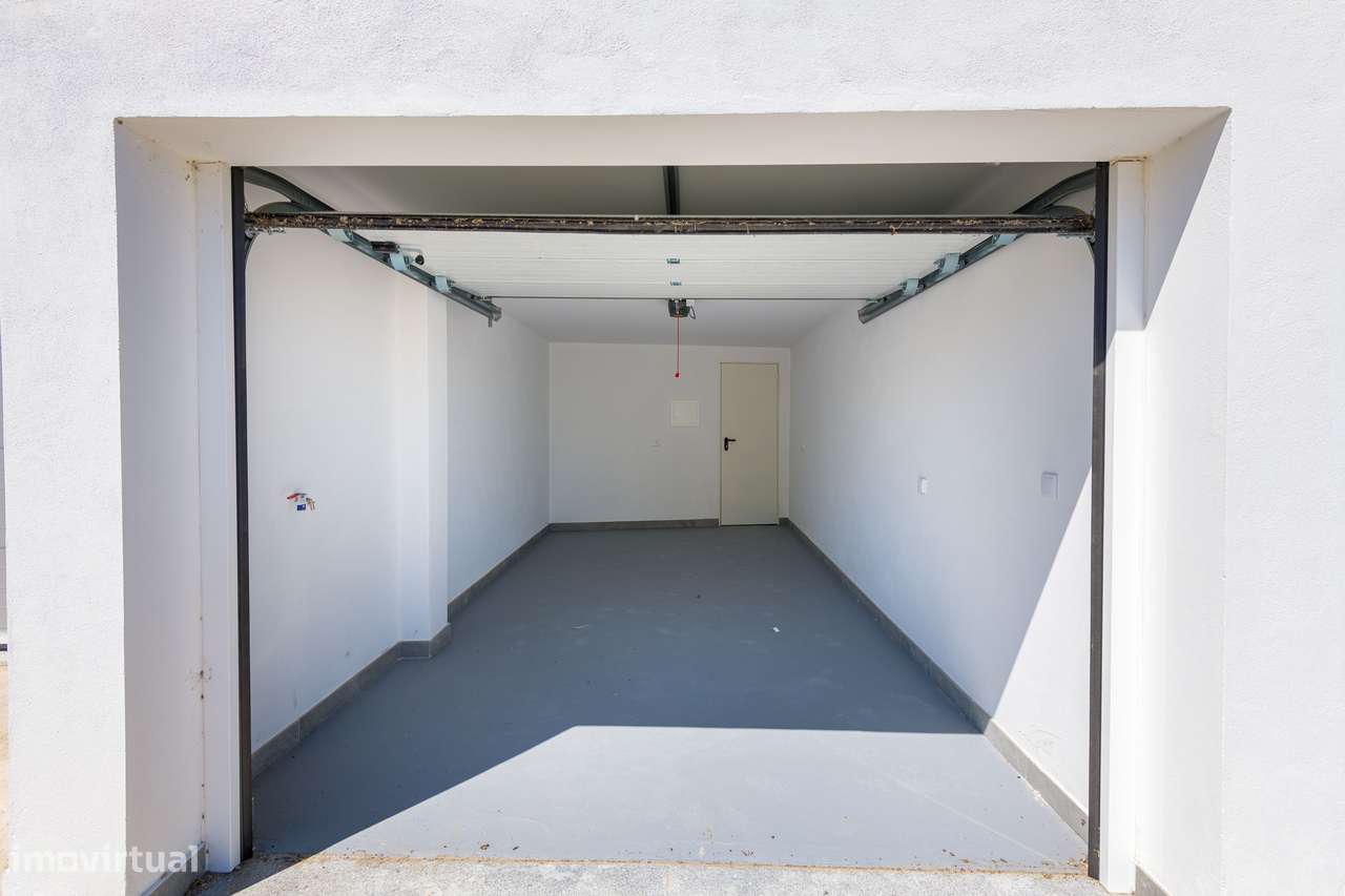 Apartamento T2 novo com garagem em Tortosendo-22