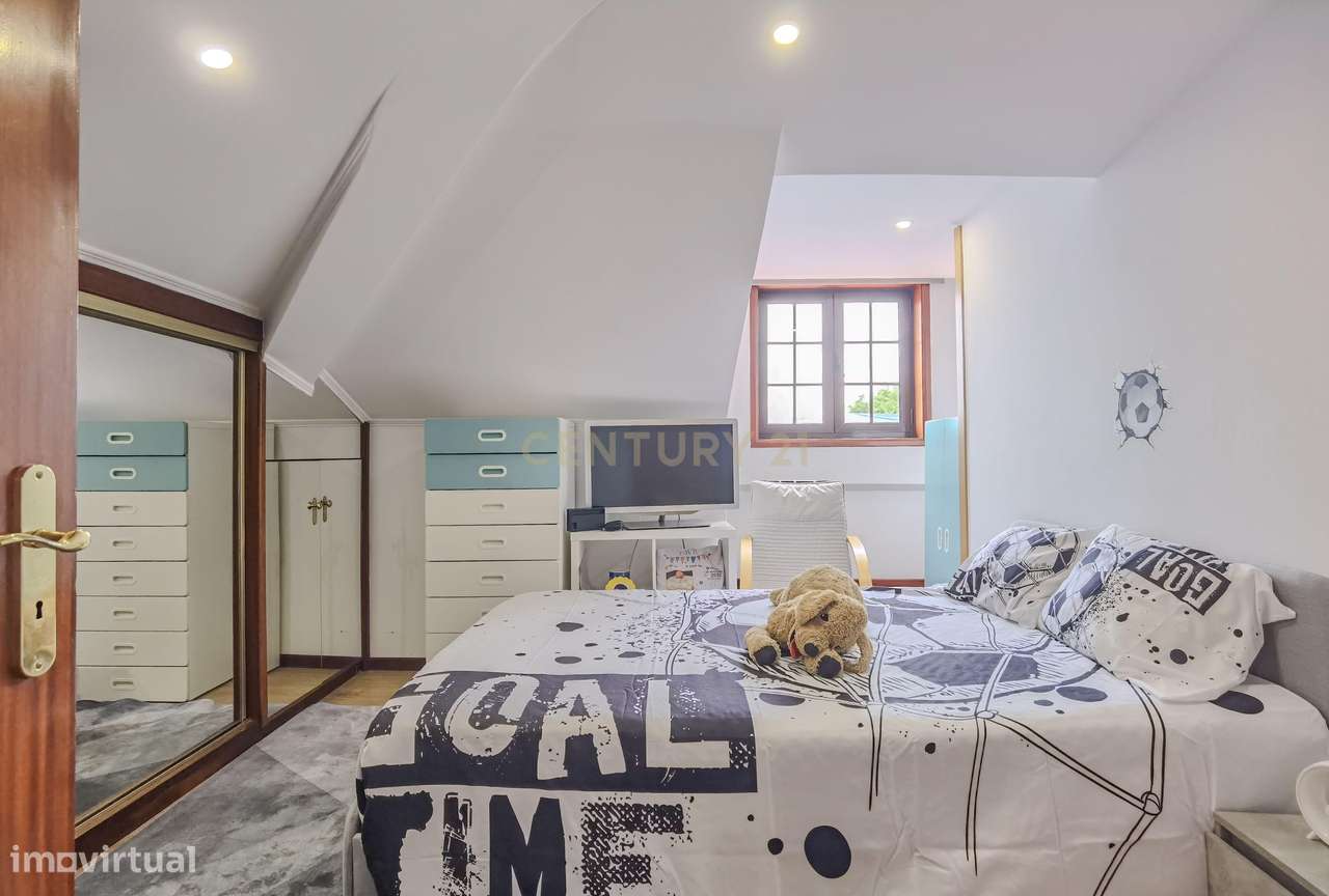 Moradia 4 frentes, T4 em Paiço, Lavra-34