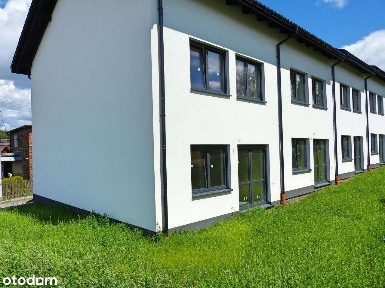 Bez prowizji, 2 łazienki, 3 wc, 2 m.postojowe-14