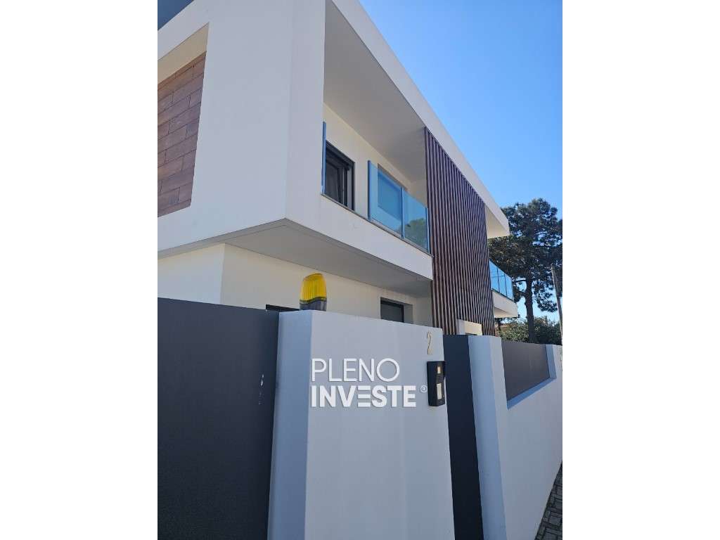 Moradia V3 com piscina Nova construção em Pinhal de Frades-20