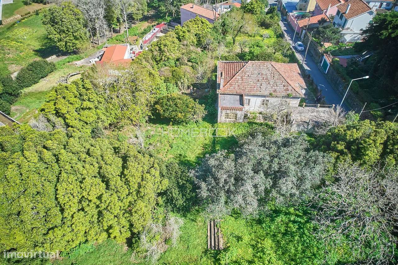 Moradia para recuperação total em São Pedro de Penaferrim - Sintra - Grande imagem: 5/34