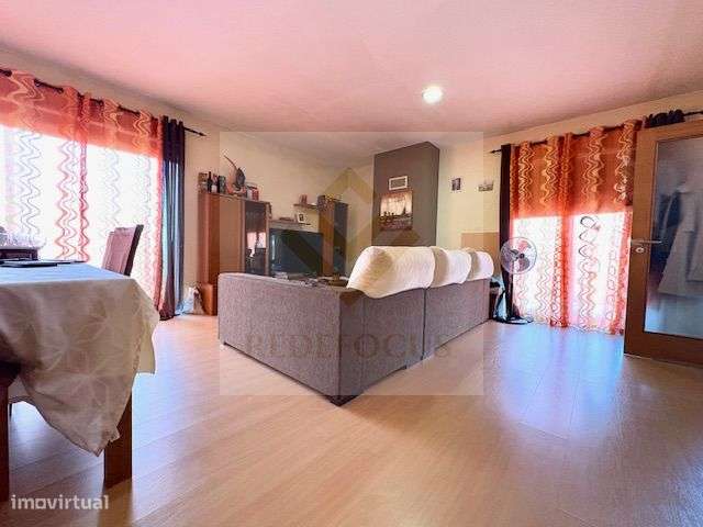 Moradia T4 com espaço exterior em Válega-8