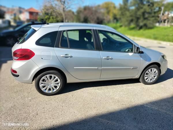 Renault Clio Break 1.5 dCi Dynamique S - 4